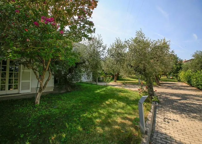 Arli Bed & Breakfast 3*